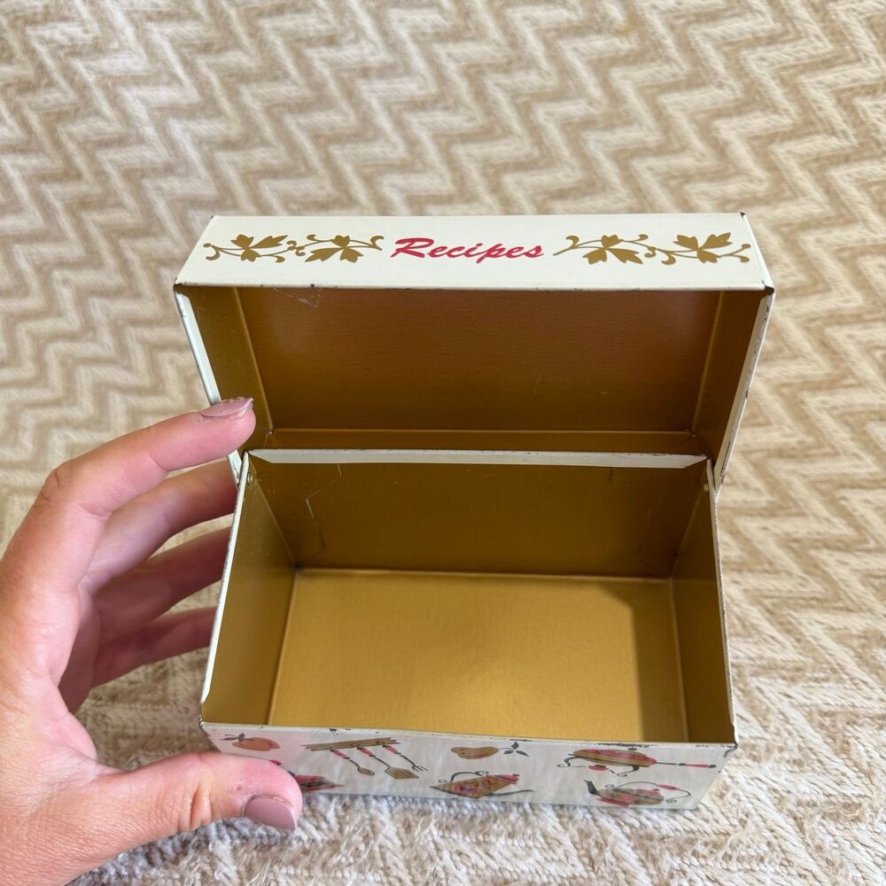 Vintage Ohio Art Tin Recipe Card Box Holder - Picture 6 of 6